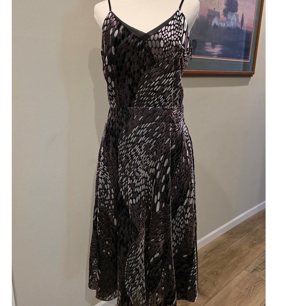 White House Black Market Velvet Burnout Slip Dress Midi Spaghetti Strap Sz 6‎